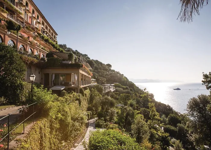 Scopri le sistemazioni ideali a Portofino: Location Hotel Portofino