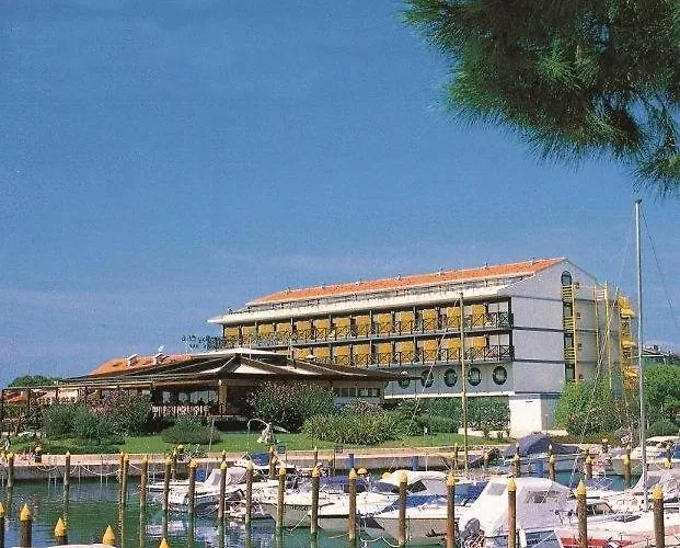 Hotel 4 stelle fronte mare a Lignano Sabbiadoro