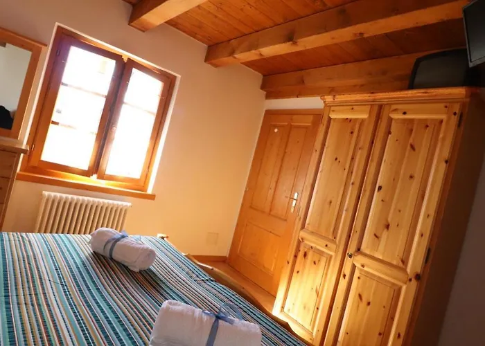 Benvenuti all'Hotel Al Larin Cortina d'Ampezzo: la tua oasi di relax nelle Dolomiti